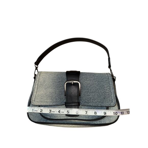 Steve Madden Btorrid denim shoulder bag - like new - Picture 5 of 9